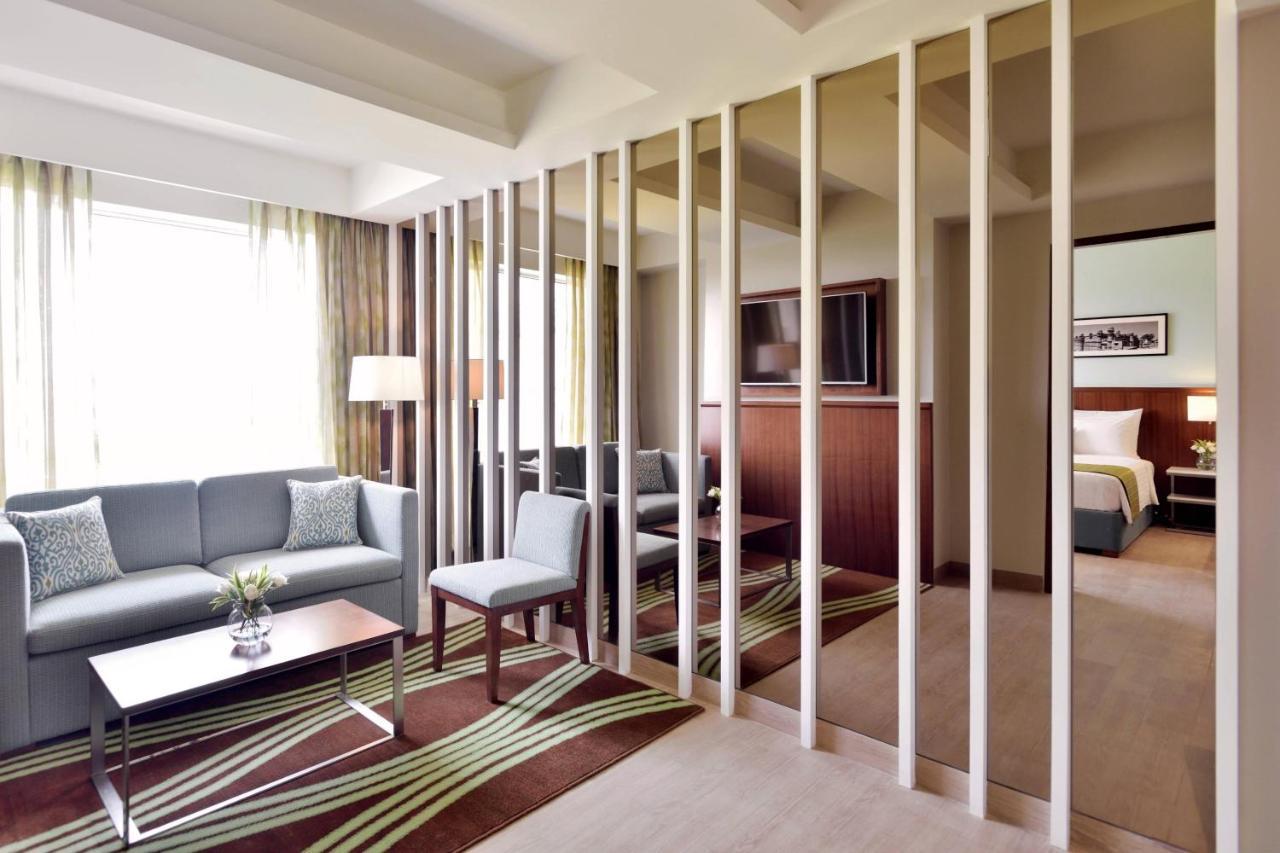 Fairfield By Marriott Индаур Экстерьер фото