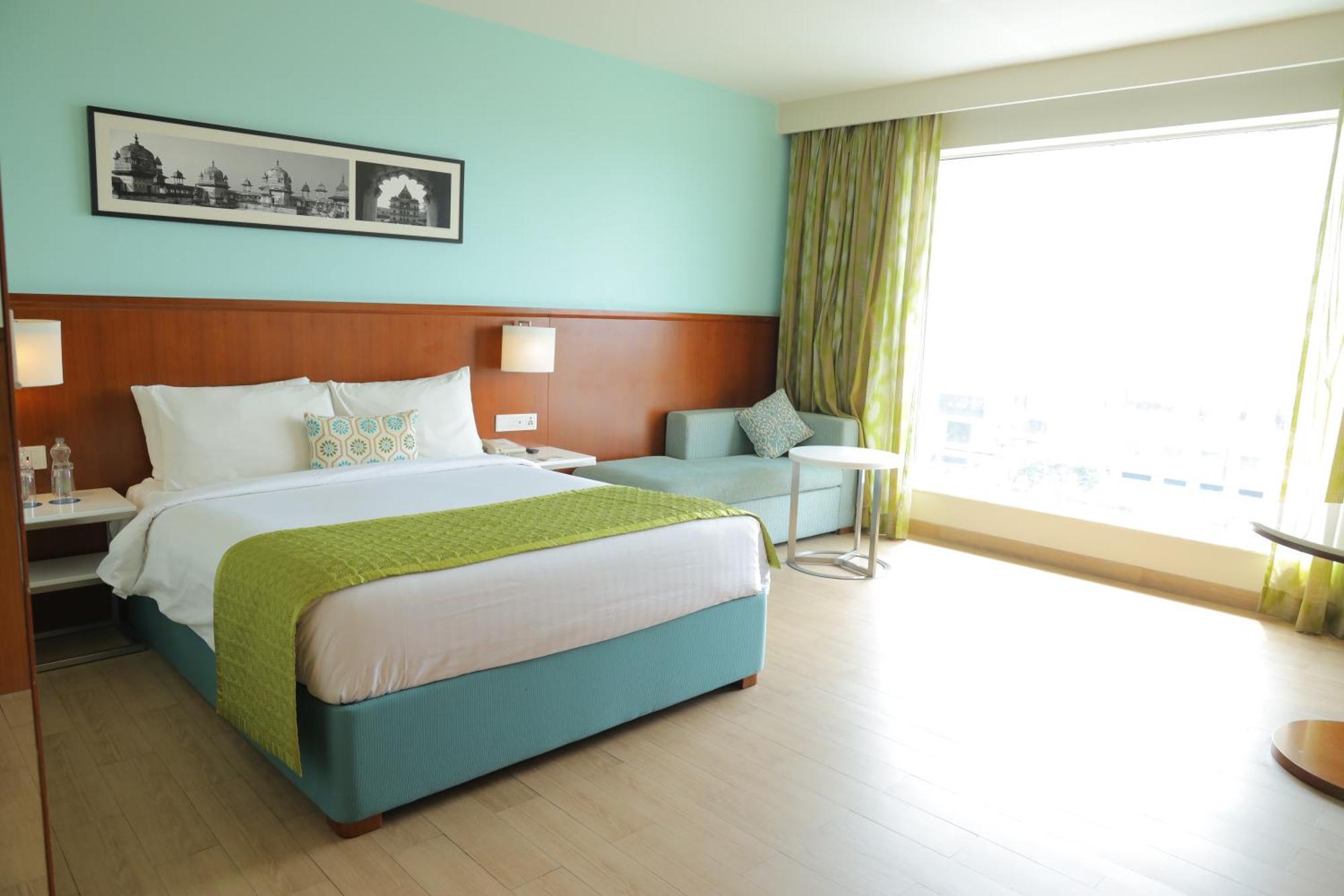 Fairfield By Marriott Индаур Экстерьер фото