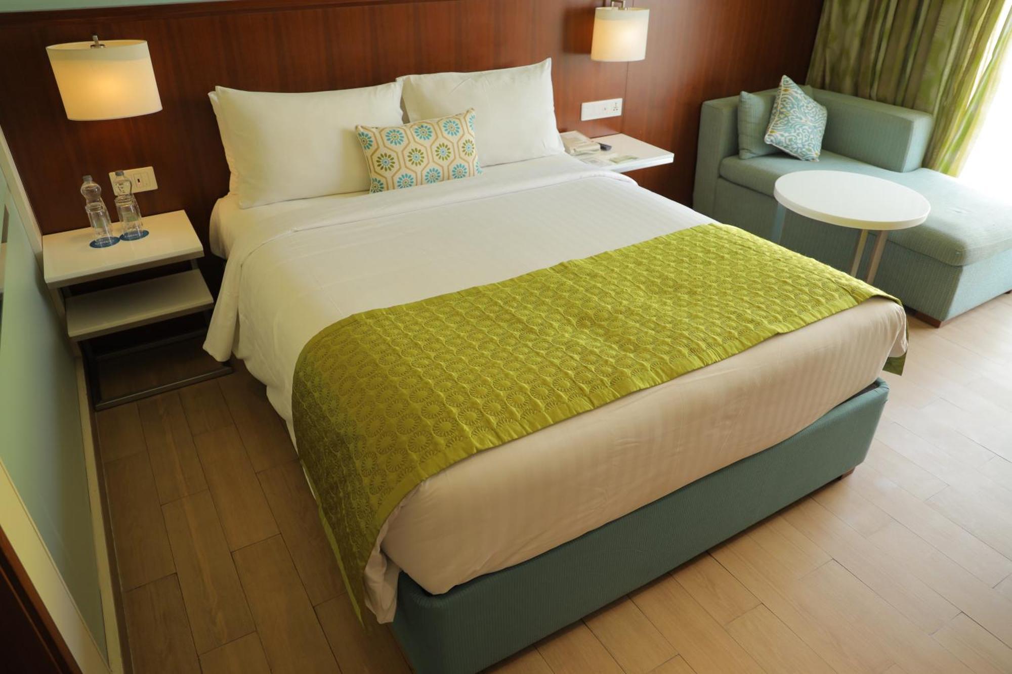 Fairfield By Marriott Индаур Экстерьер фото
