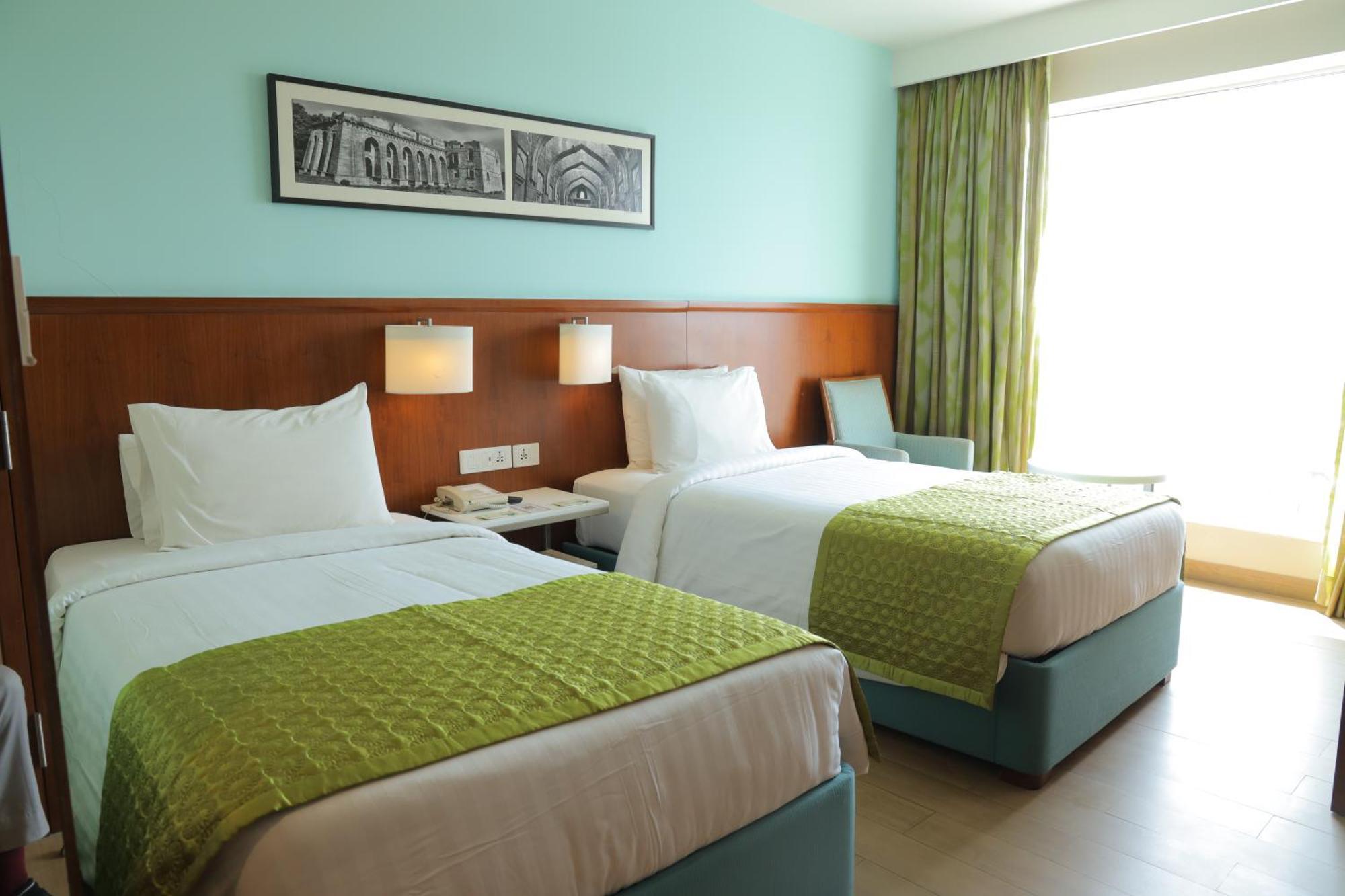 Fairfield By Marriott Индаур Экстерьер фото