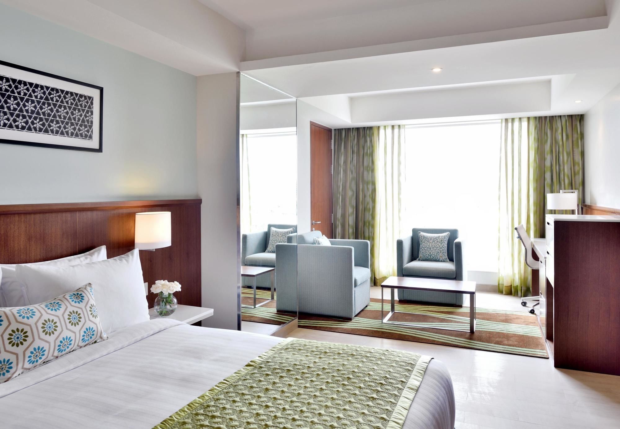 Fairfield By Marriott Индаур Экстерьер фото