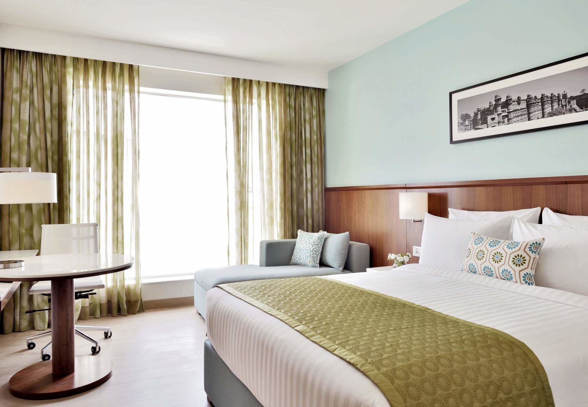 Fairfield By Marriott Индаур Экстерьер фото